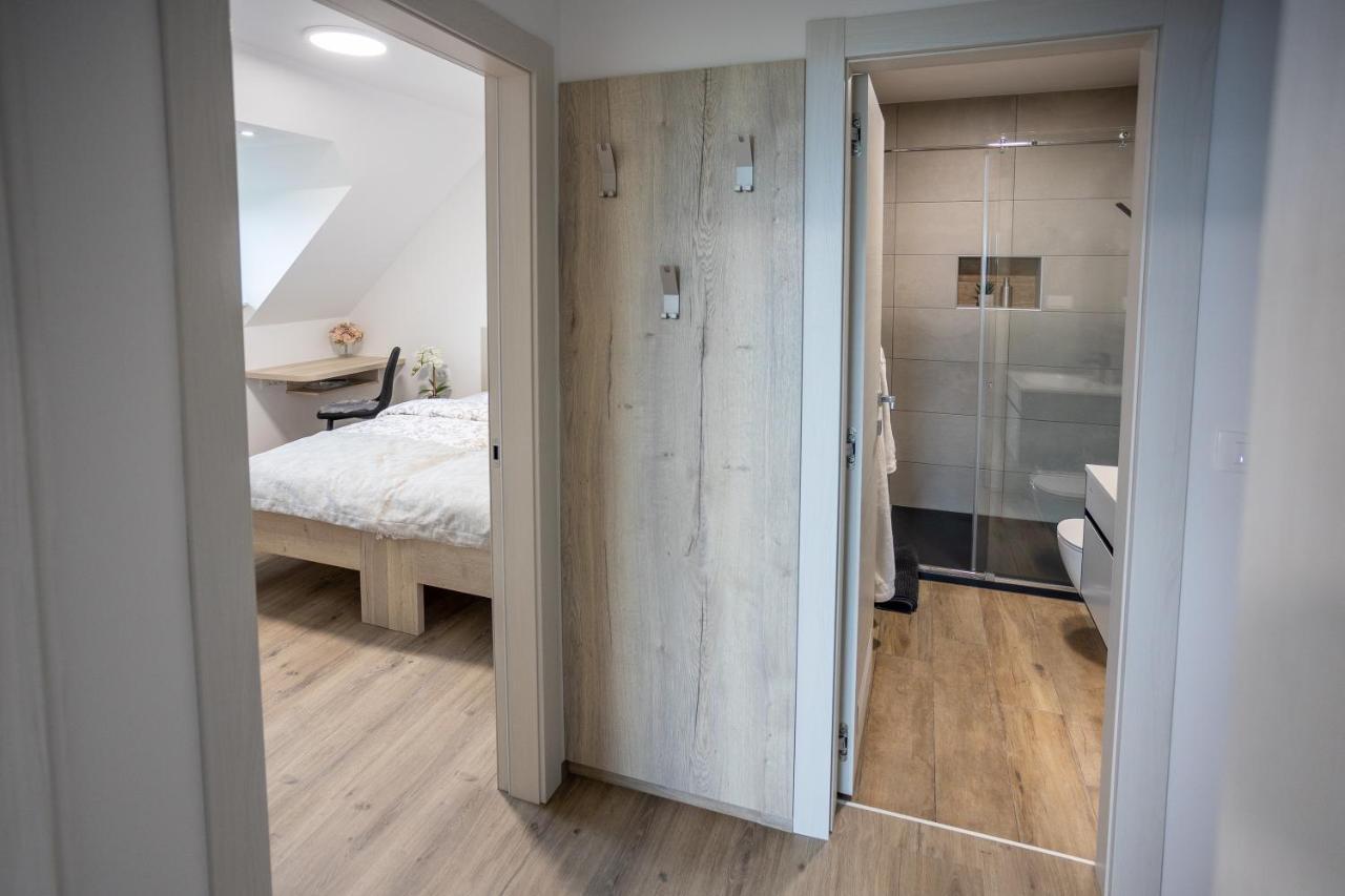 Apartmaji Pr Smolet Škofja Loka المظهر الخارجي الصورة
