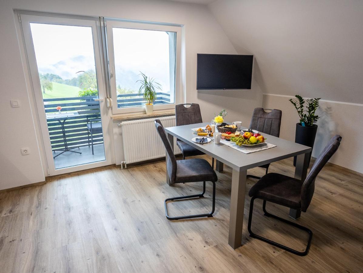 Apartmaji Pr Smolet Škofja Loka المظهر الخارجي الصورة