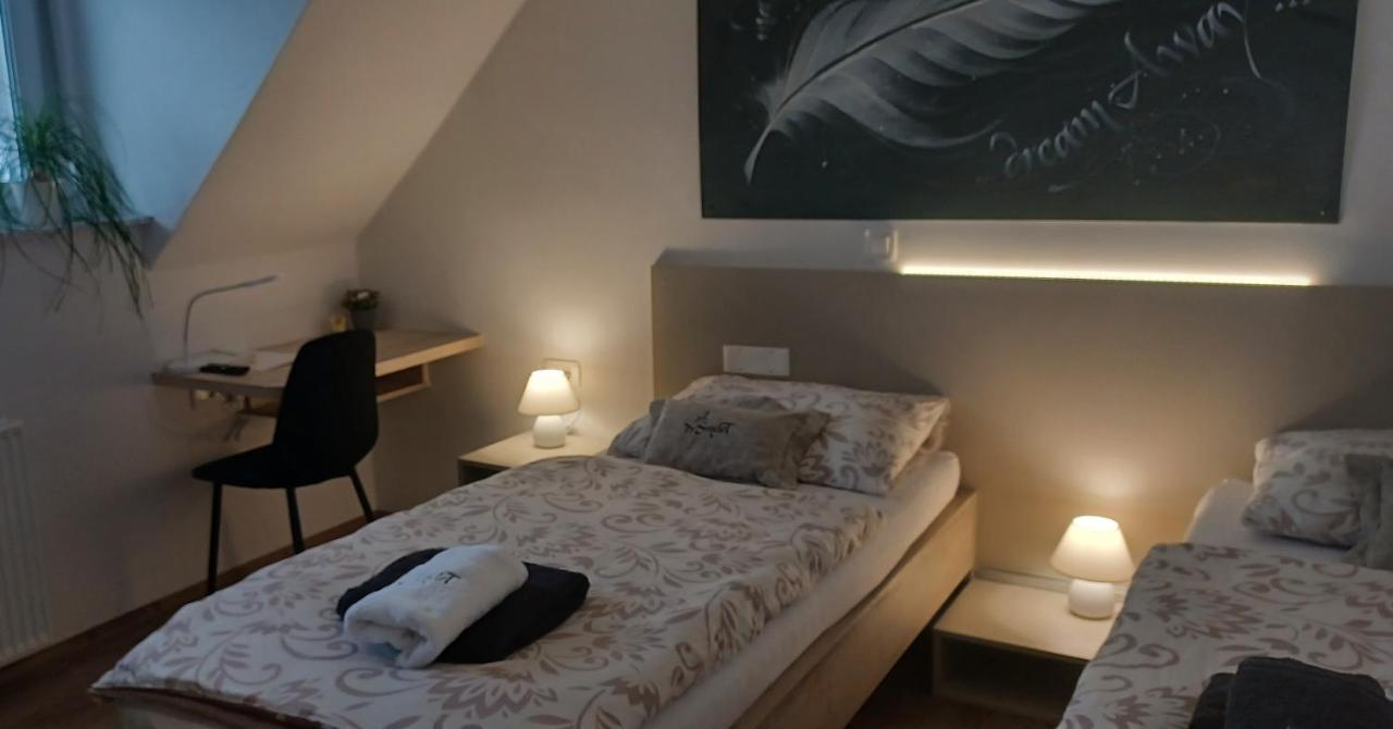 Apartmaji Pr Smolet Škofja Loka المظهر الخارجي الصورة